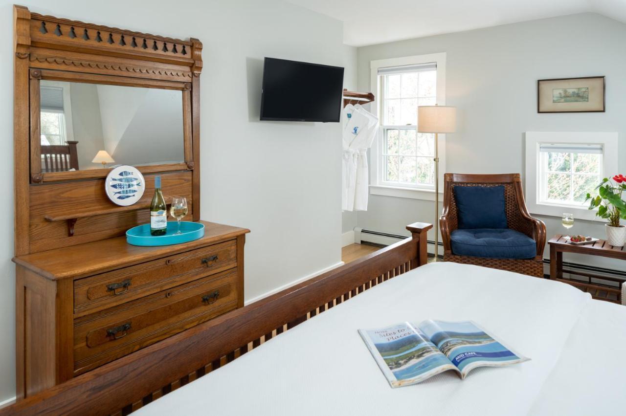Candleberry Inn On Cape Cod Brewster Exterior photo