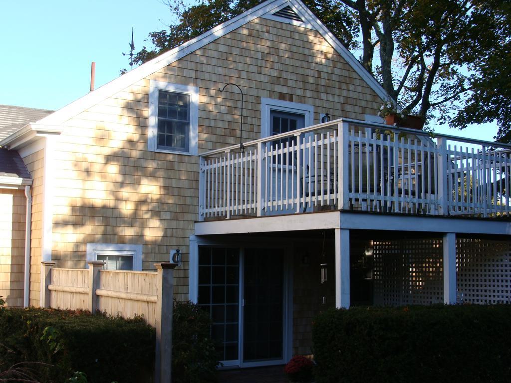 Candleberry Inn On Cape Cod Brewster Exterior photo