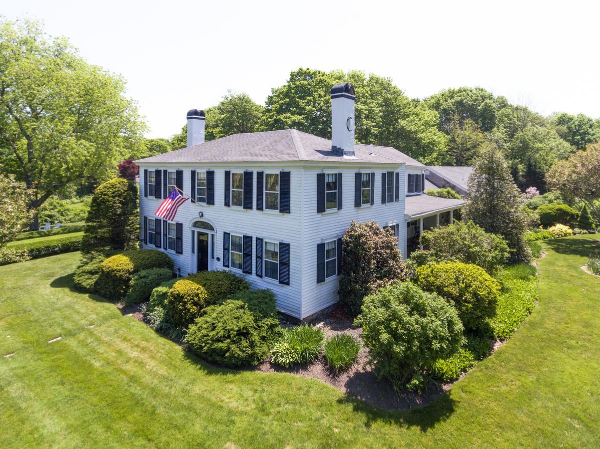 Candleberry Inn On Cape Cod Brewster Exterior photo